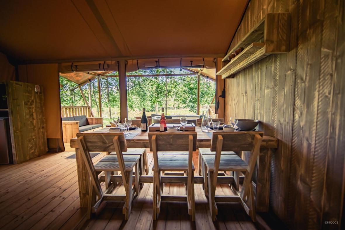 Tente Lodge Jacuzzi Privatif En Pleine Nature Thiel-sur-Acolin Exterior foto